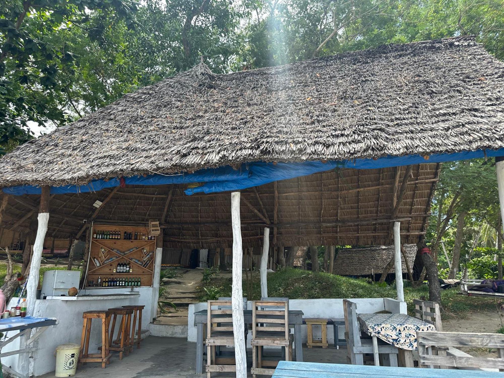 Maweni Beach Bungalows Килиндони Екстериор снимка