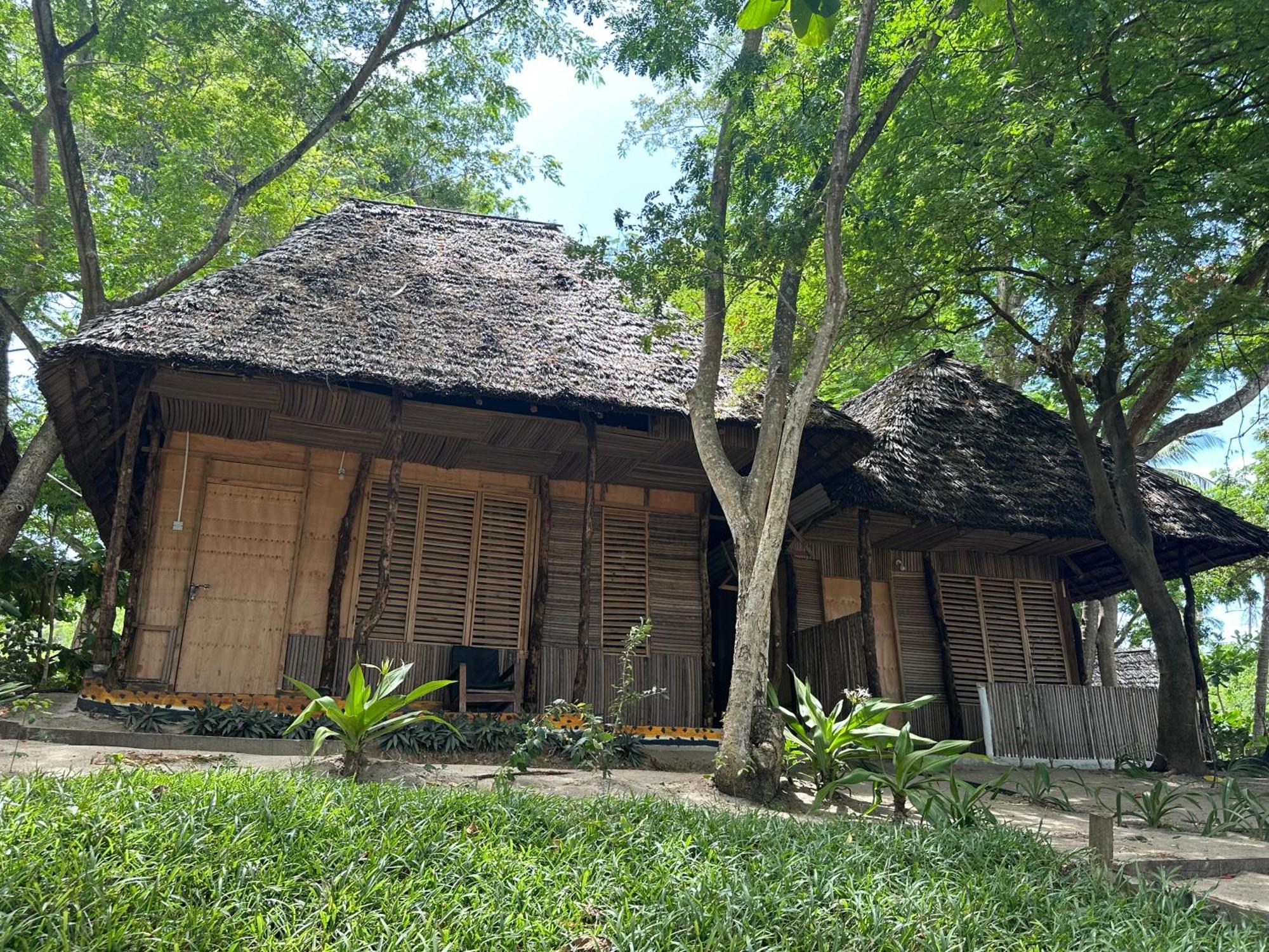 Maweni Beach Bungalows Килиндони Екстериор снимка
