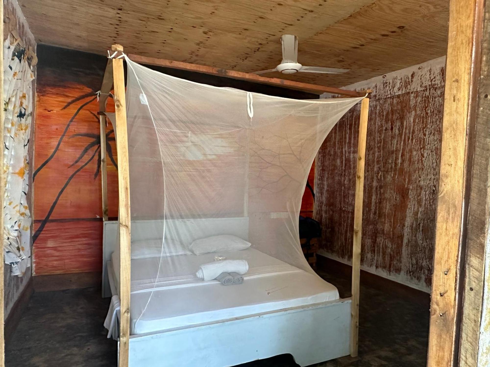 Maweni Beach Bungalows Килиндони Екстериор снимка